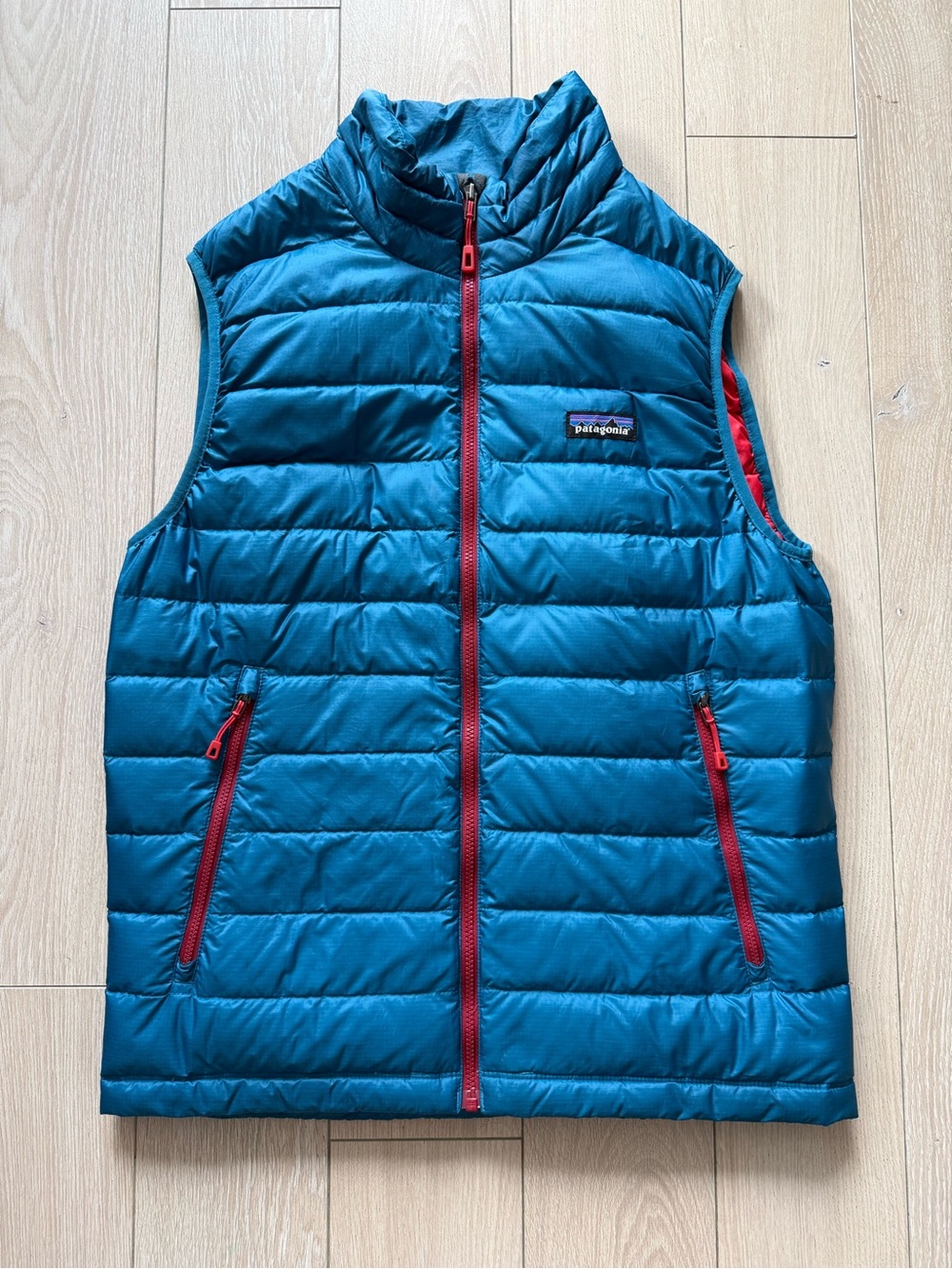 Patagonia Men’s Down Sweater Vest in Underwater Blue Size Small
